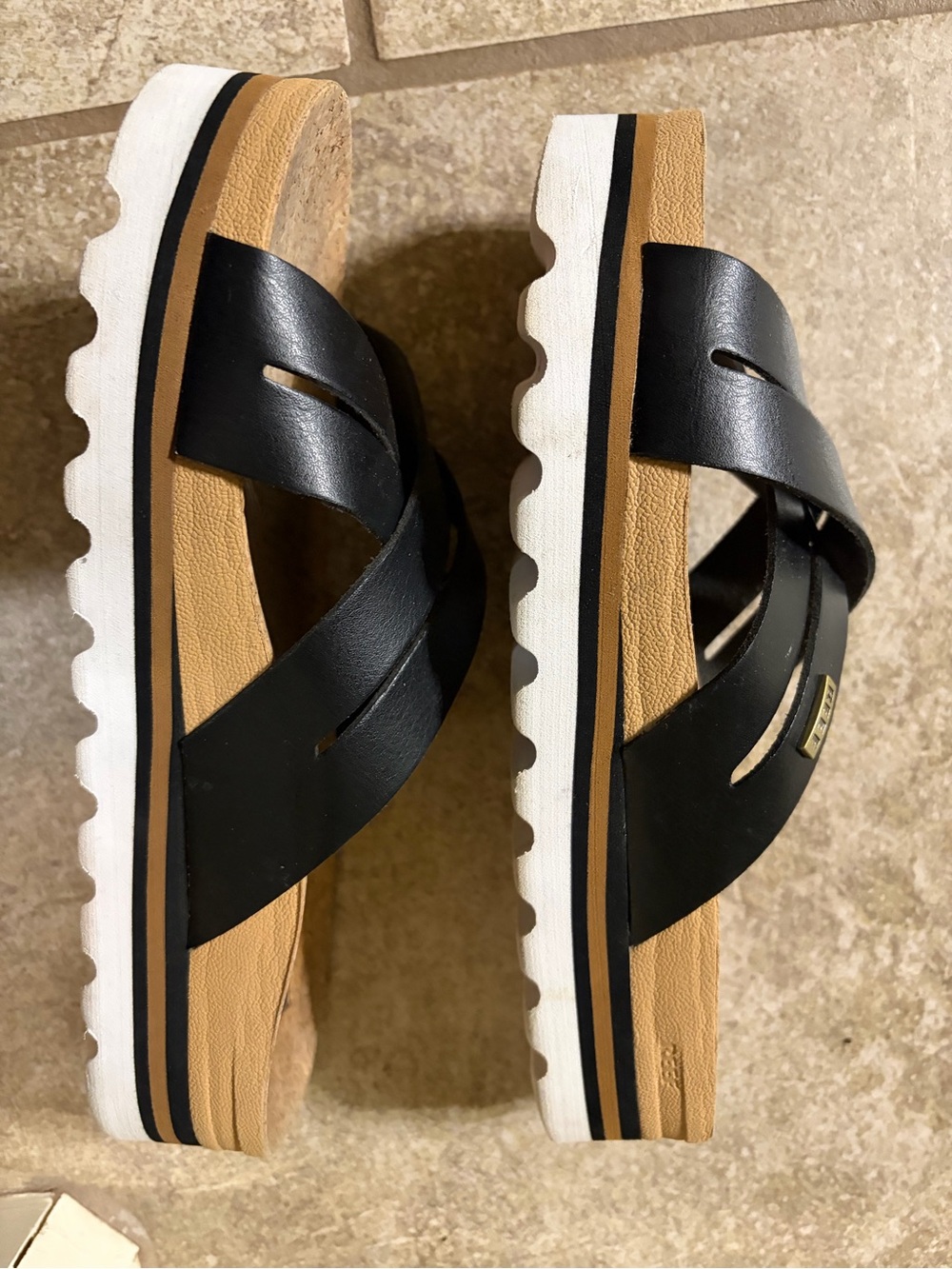 Reef Black Crossover Cork Slide Sandals comfy! - Picture 3 of 4